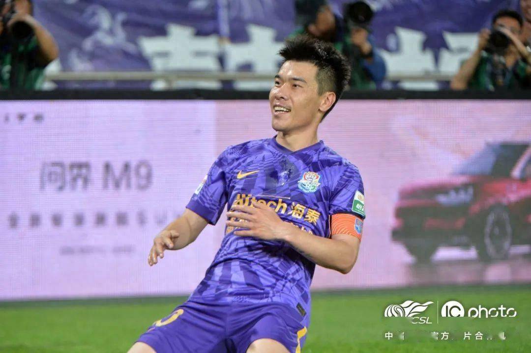 中超-阿代米破门韦世豪点射+红牌津门虎2-1双杀成都(韦世豪中超已连续四场破门)